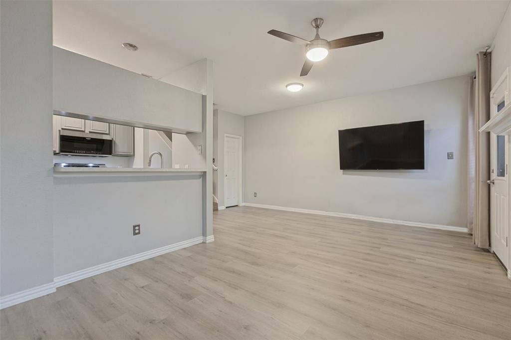 3815 Brandon Park Drive, Garland, TX 75044 3815 Brandon Park Drive, Garland, TX 75044