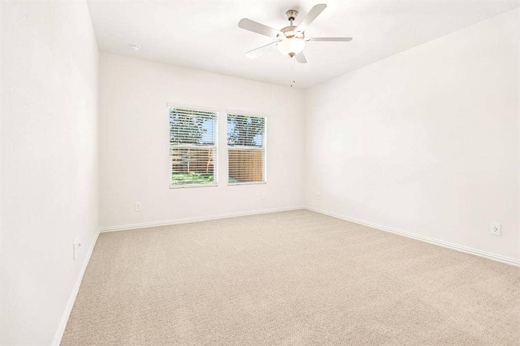 Photo is not of the actual home, but is an inspirational photo of builder’s model home and may depict options, furnishings, and/or decorator features that are not included.