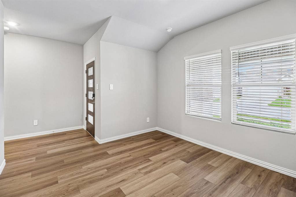 Photo is not of the actual home, but is an inspirational photo of builder’s model home and may depict options, furnishings, and/or decorator features that are not included.