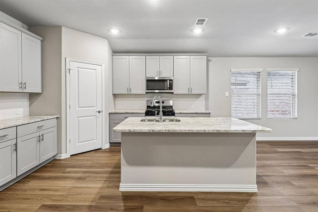 Photo is not of the actual home, but is an inspirational photo of builder’s model home and may depict options, furnishings, and/or decorator features that are not included.