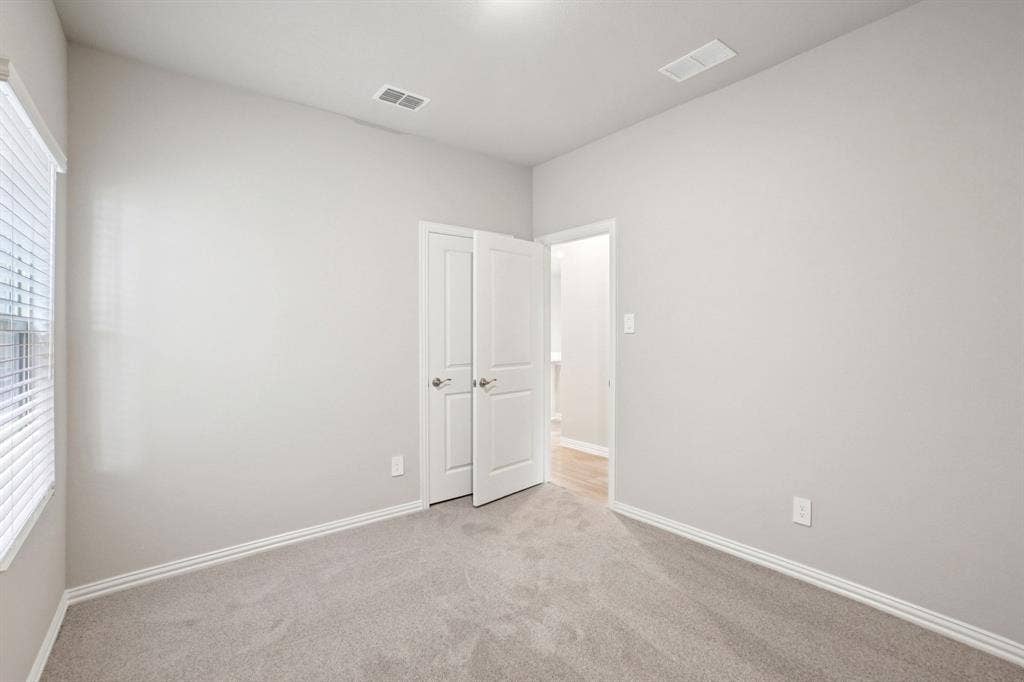 205 Decoursey Drive, Princeton, TX 75071 Photo is not of the actual home, but is an inspirational photo of builder’s model home and may depict options, furnishings, and/or decorator features that are not included.