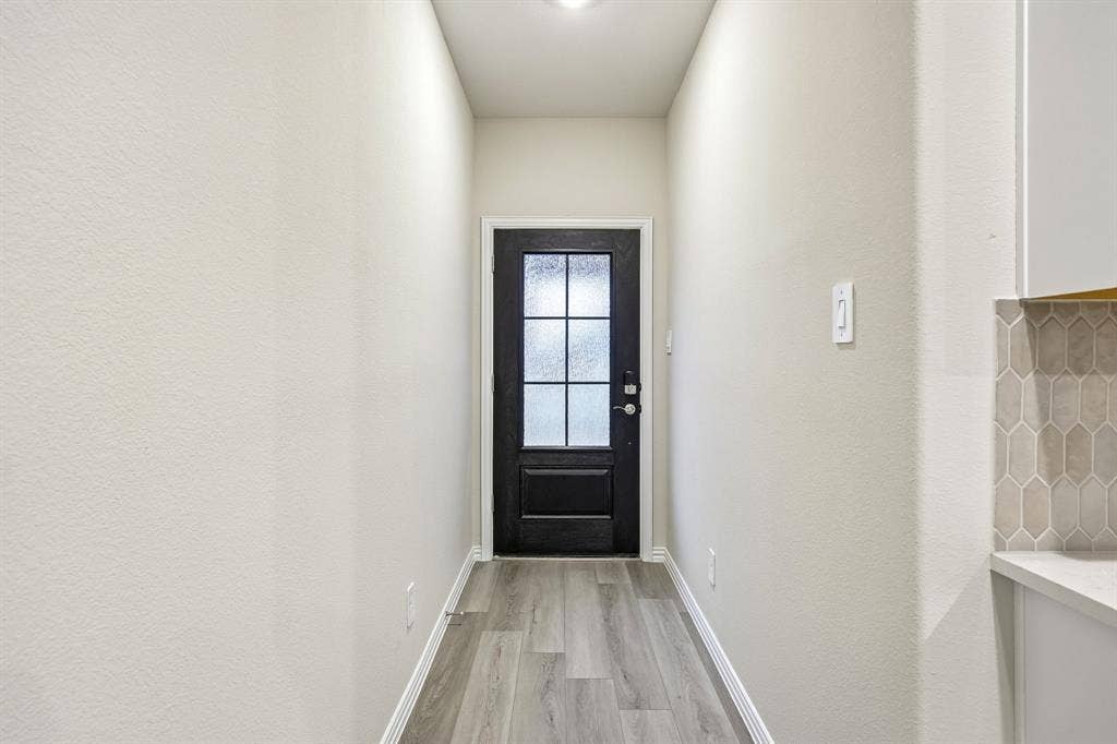 203 Decoursey Drive, Princeton, TX 75071 Photo is not of the actual home, but is an inspirational photo of builder’s model home and may depict options, furnishings, and/or decorator features that are not included.