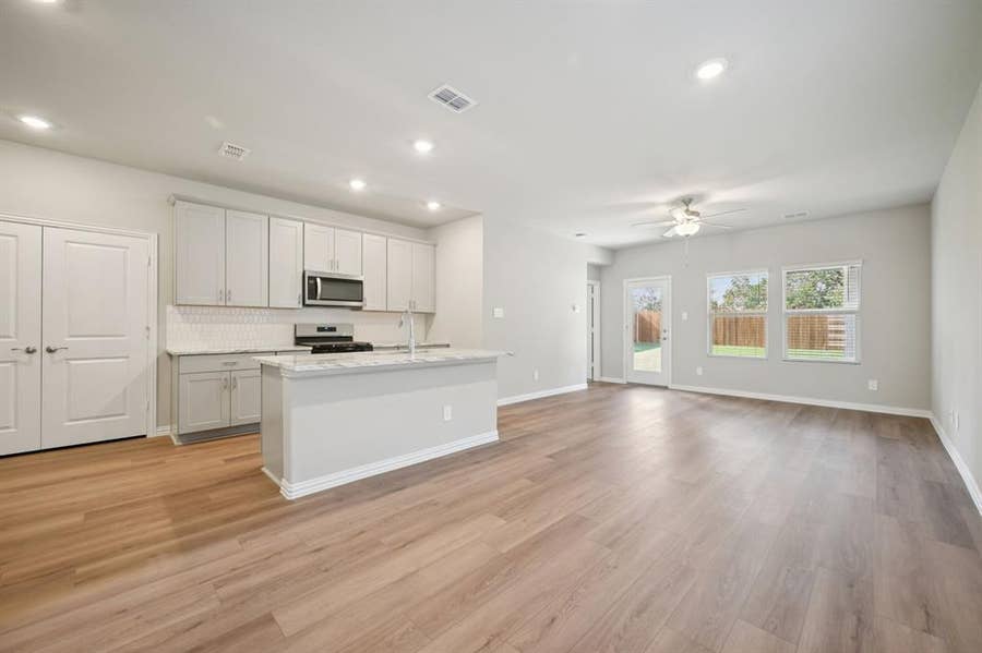 Property photo for 201 Decoursey Drive, Princeton, TX