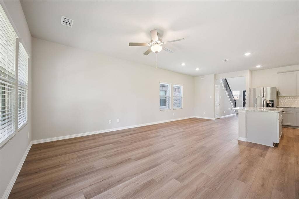 201 Decoursey Drive, Princeton, TX 75071 Photo is not of the actual home, but is an inspirational photo of builder’s model home and may depict options, furnishings, and/or decorator features that are not included.