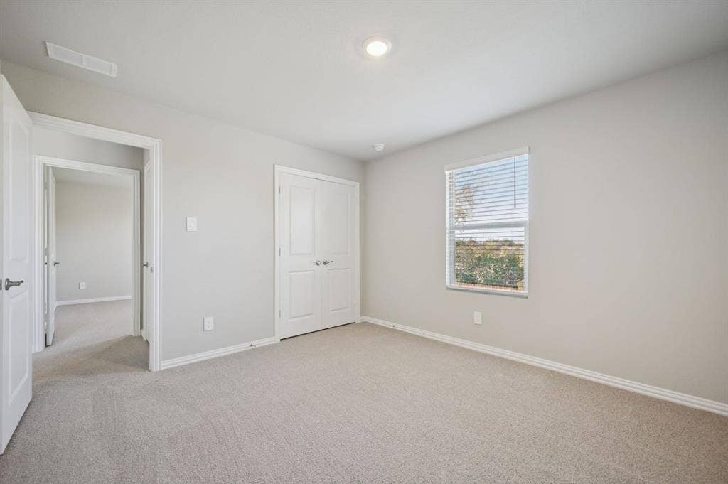 201 Decoursey Drive, Princeton, TX 75071 Photo is not of the actual home, but is an inspirational photo of builder’s model home and may depict options, furnishings, and/or decorator features that are not included.