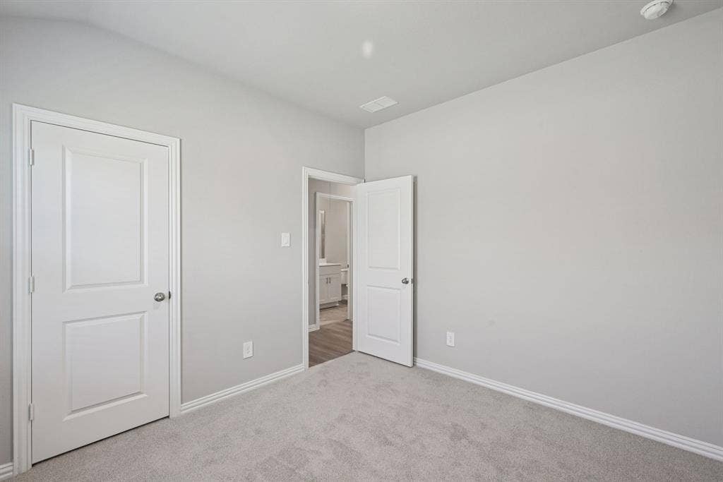 1760 Onion Creek Place, Crandall, TX 75114 Photo is not of the actual home, but is an inspirational photo of builder’s model home and may depict options, furnishings, and/or decorator features that are not included.