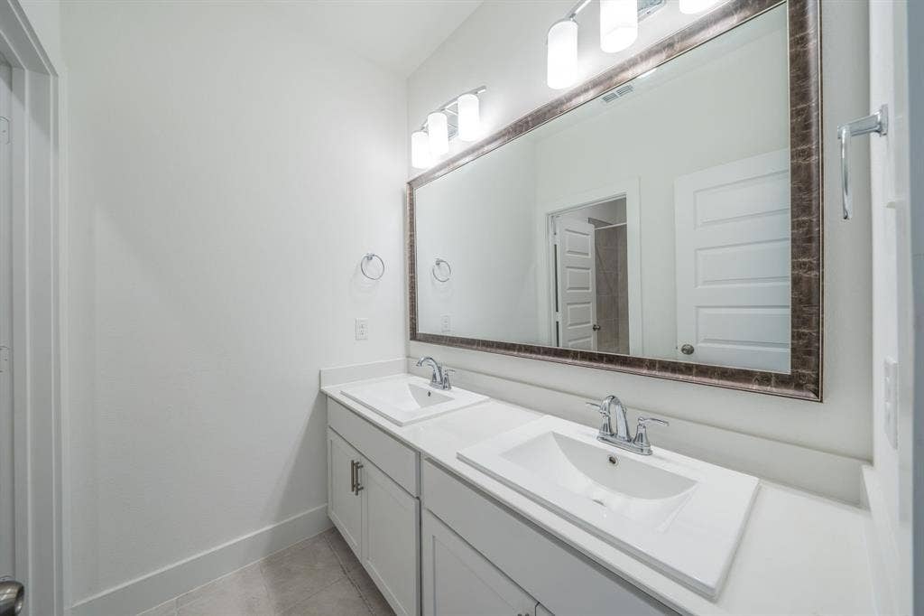 821 Reynolds Drive, Fate, TX 75087 821 Reynolds Drive, Fate, TX 75087