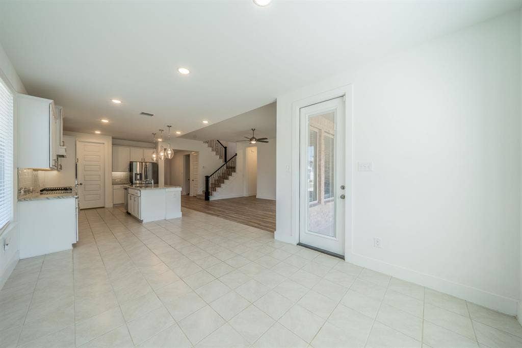821 Reynolds Drive, Fate, TX 75087 821 Reynolds Drive, Fate, TX 75087