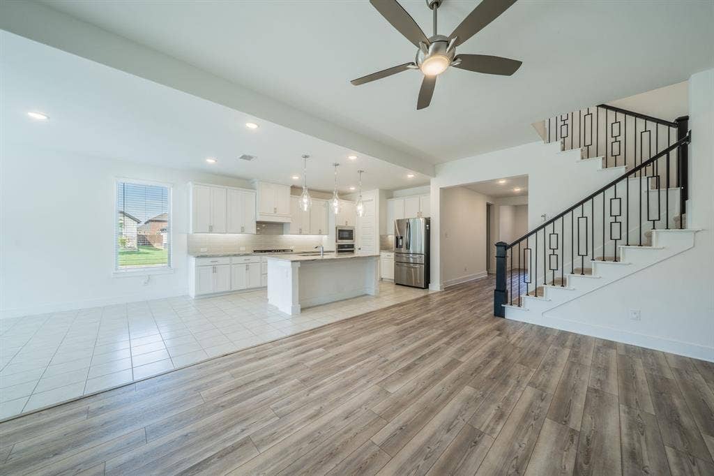 821 Reynolds Drive, Fate, TX 75087 821 Reynolds Drive, Fate, TX 75087