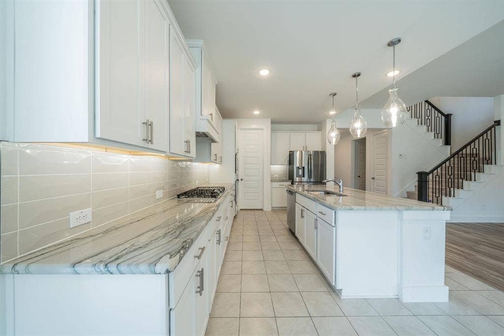 821 Reynolds Drive, Fate, TX 75087 821 Reynolds Drive, Fate, TX 75087