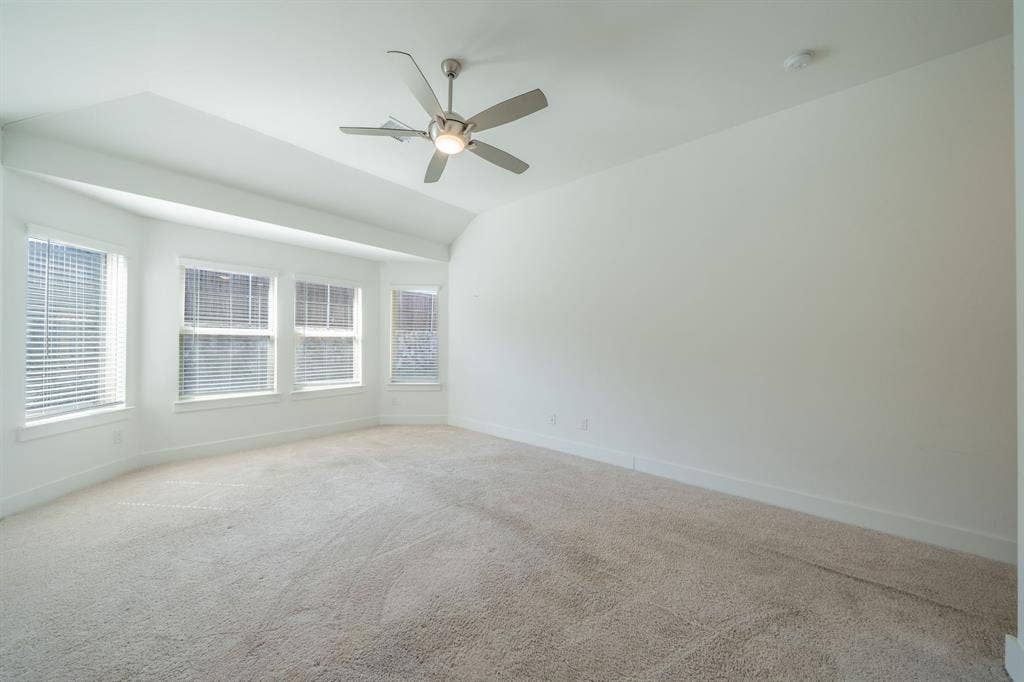 821 Reynolds Drive, Fate, TX 75087 821 Reynolds Drive, Fate, TX 75087