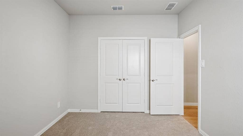 1741 Gardendale Hollow Lane, Anna, TX 75409 Photo is not of the actual home, but is an inspirational photo of builder’s model home and may depict options, furnishings, and/or decorator features that are not included.