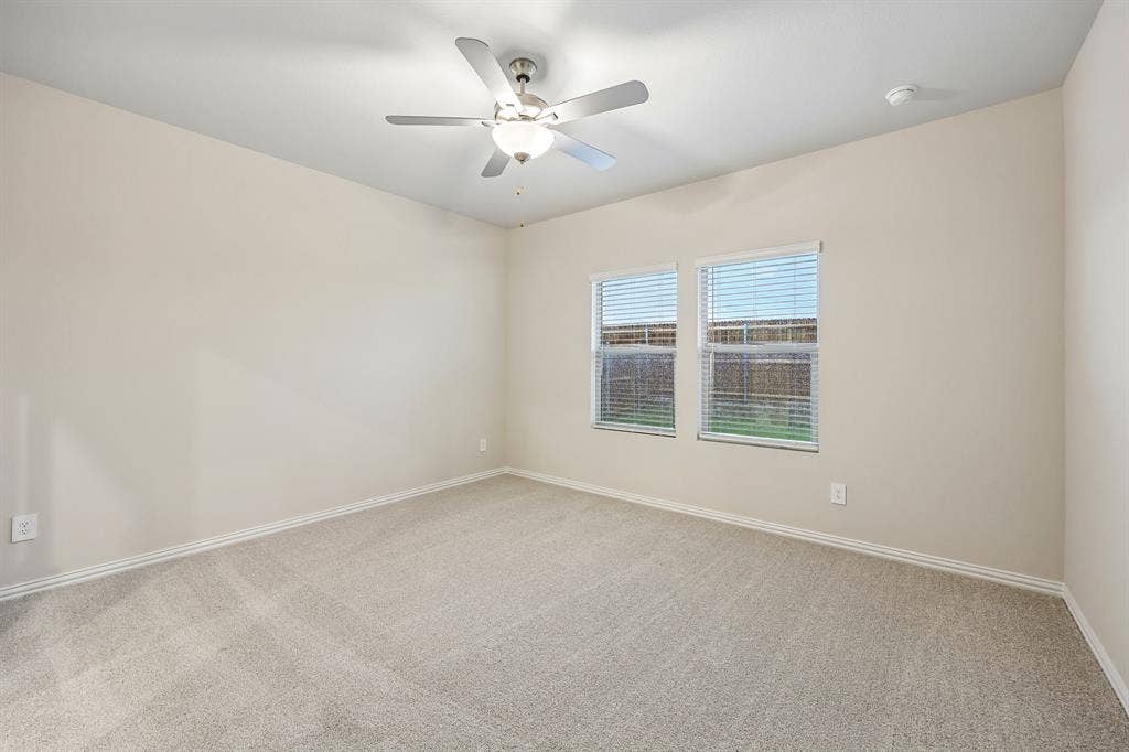 1737 Gardendale Hollow Lane, Anna, TX 75409 Photo is not of the actual home, but is an inspirational photo of builder’s model home and may depict options, furnishings, and/or decorator features that are not included.