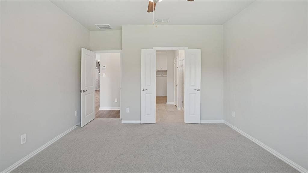 1733 Gardendale Hollow Lane, Anna, TX 75409 Photo is not of the actual home, but is an inspirational photo of builder’s model home and may depict options, furnishings, and/or decorator features that are not included.