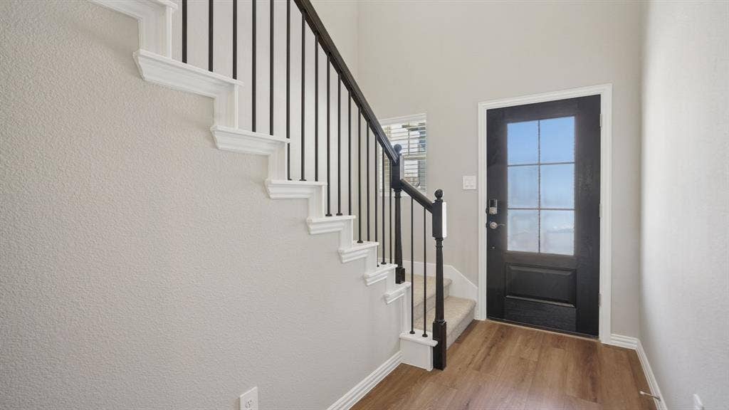 1733 Gardendale Hollow Lane, Anna, TX 75409 Photo is not of the actual home, but is an inspirational photo of builder’s model home and may depict options, furnishings, and/or decorator features that are not included.