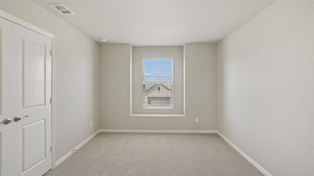 1733 Gardendale Hollow Lane, Anna, TX 75409 Photo is not of the actual home, but is an inspirational photo of builder’s model home and may depict options, furnishings, and/or decorator features that are not included.