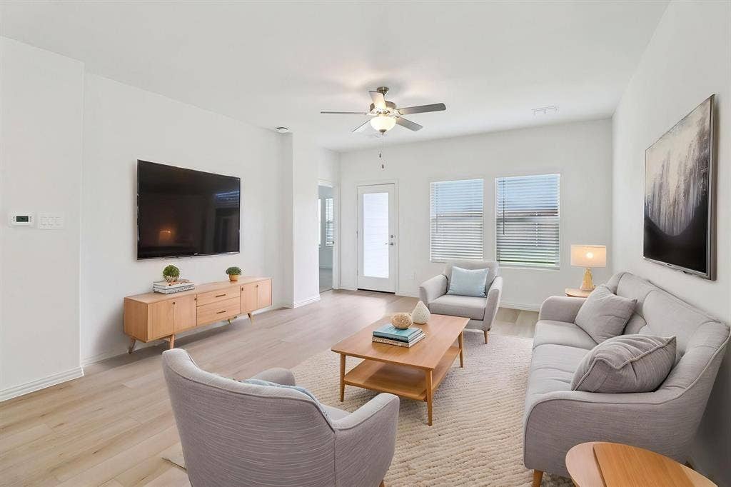 Photo is not of the actual home, but is an inspirational photo of builder’s model home and may depict options, furnishings, and/or decorator features that are not included.