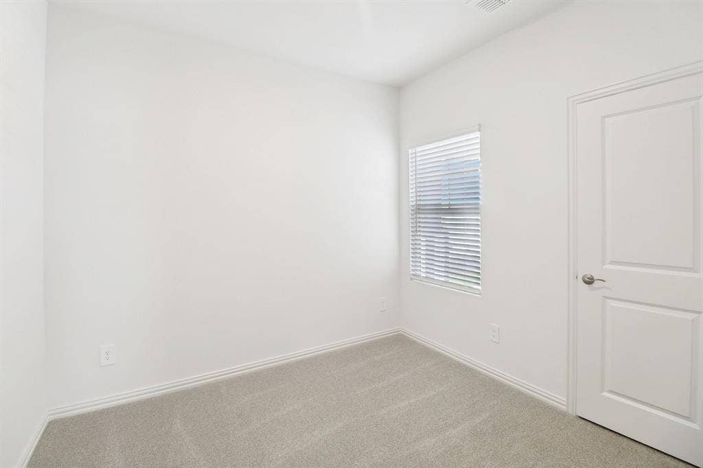 Photo is not of the actual home, but is an inspirational photo of builder’s model home and may depict options, furnishings, and/or decorator features that are not included.