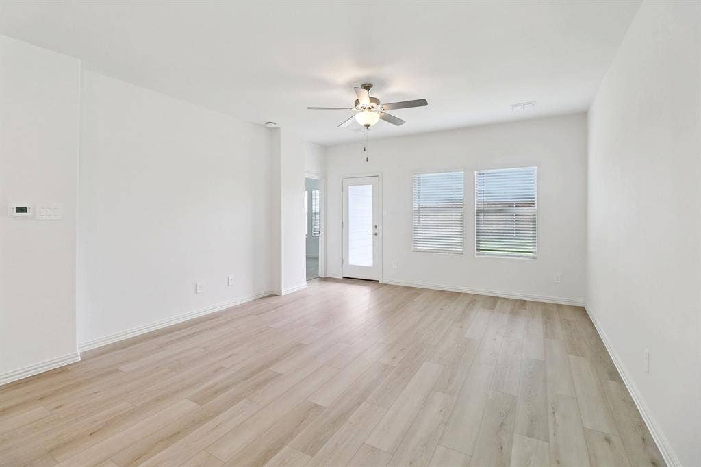 Photo is not of the actual home, but is an inspirational photo of builder’s model home and may depict options, furnishings, and/or decorator features that are not included.