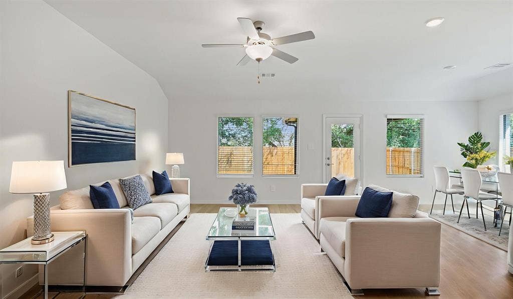 1204 Morrell Drive, Princeton, TX 75071 Photo is not of the actual home, but is an inspirational photo of builder’s model home and may depict options, furnishings, and/or decorator features that are not included.