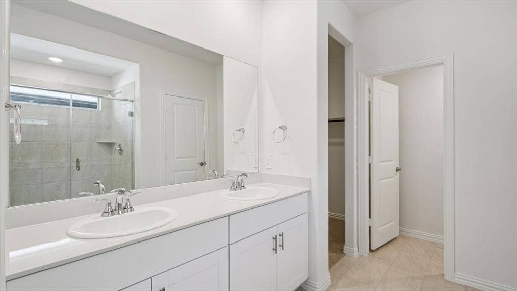 1204 Morrell Drive, Princeton, TX 75071 Photo is not of the actual home, but is an inspirational photo of builder’s model home and may depict options, furnishings, and/or decorator features that are not included.