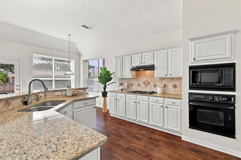 3316 Stone Glen Drive, Plano, TX 75074