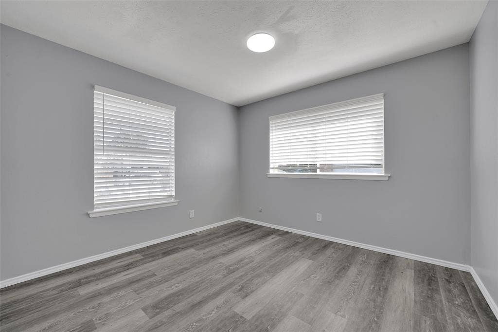 301 S Forest Crest Drive, Garland, TX 75042 301 S Forest Crest Drive, Garland, TX 75042