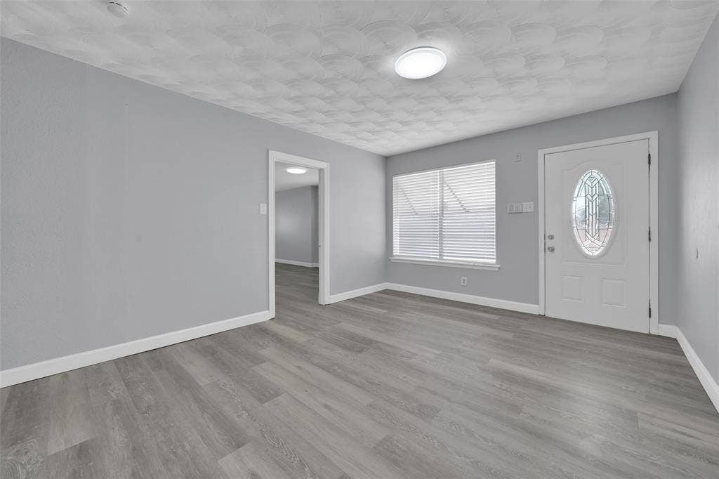 301 S Forest Crest Drive, Garland, TX 75042 301 S Forest Crest Drive, Garland, TX 75042