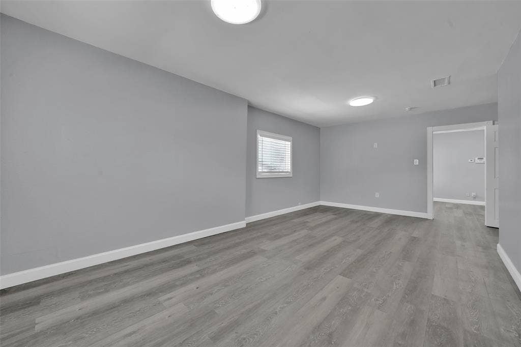 301 S Forest Crest Drive, Garland, TX 75042 301 S Forest Crest Drive, Garland, TX 75042