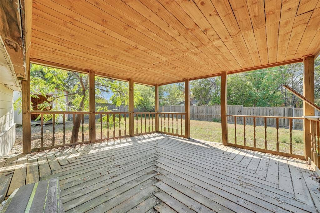 301 S Forest Crest Drive, Garland, TX 75042 301 S Forest Crest Drive, Garland, TX 75042