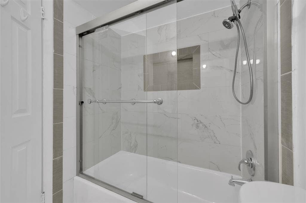 301 S Forest Crest Drive, Garland, TX 75042 301 S Forest Crest Drive, Garland, TX 75042