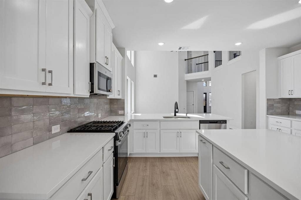 4009 Allred Drive, Heartland, TX 75114 Representative