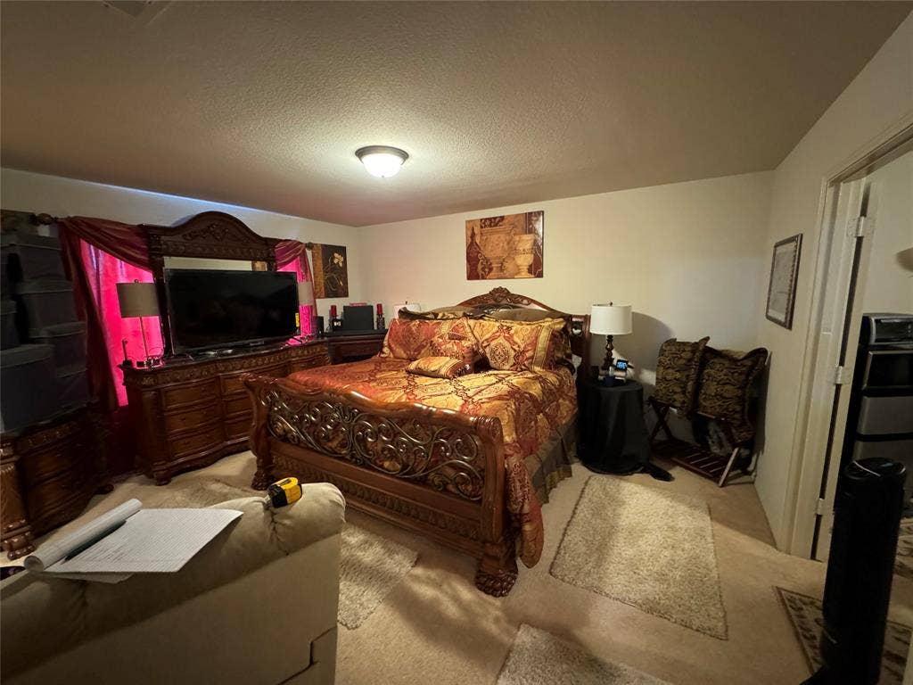221 Blue Roan Drive, Waxahachie, TX 75165 221 Blue Roan Drive, Waxahachie, TX 75165