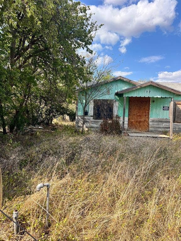 Property photo for 907 Culbertson Street, Coleman, TX