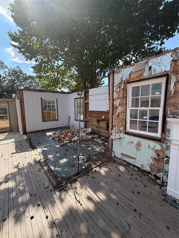 7131 Thurston Drive, Dallas, TX 75235 7131 Thurston Drive, Dallas, TX 75235
