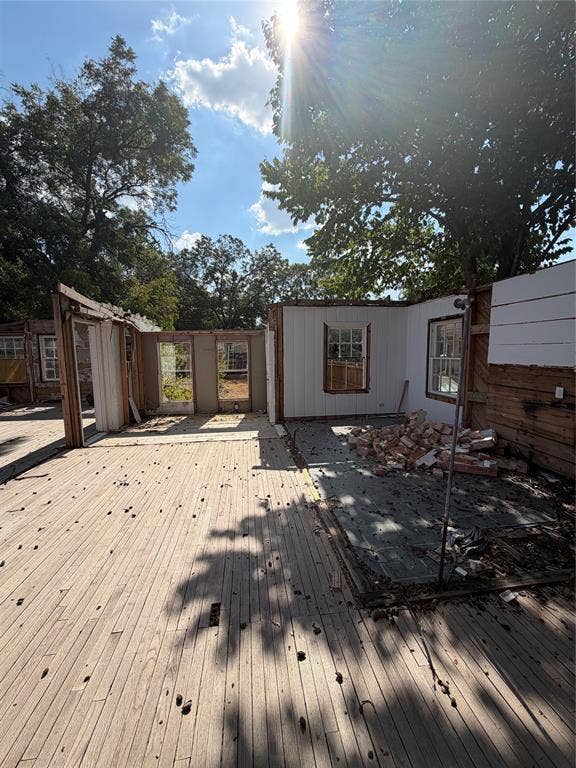 7131 Thurston Drive, Dallas, TX 75235 7131 Thurston Drive, Dallas, TX 75235