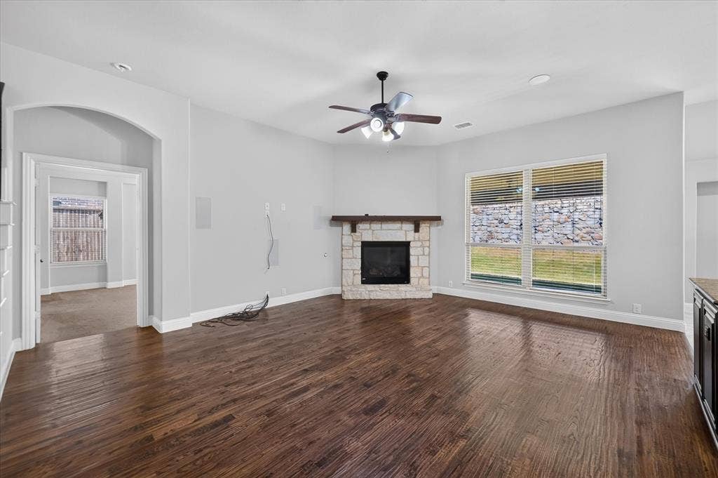 911 Birchwood Drive, Wylie, TX 75098 911 Birchwood Drive, Wylie, TX 75098
