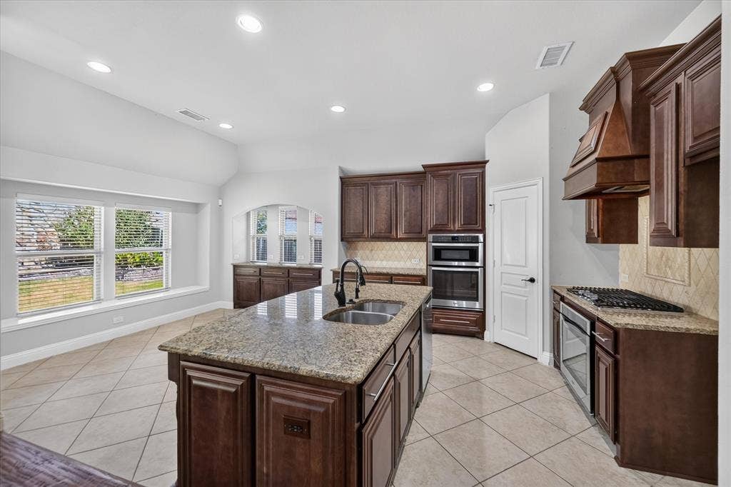 911 Birchwood Drive, Wylie, TX 75098 911 Birchwood Drive, Wylie, TX 75098