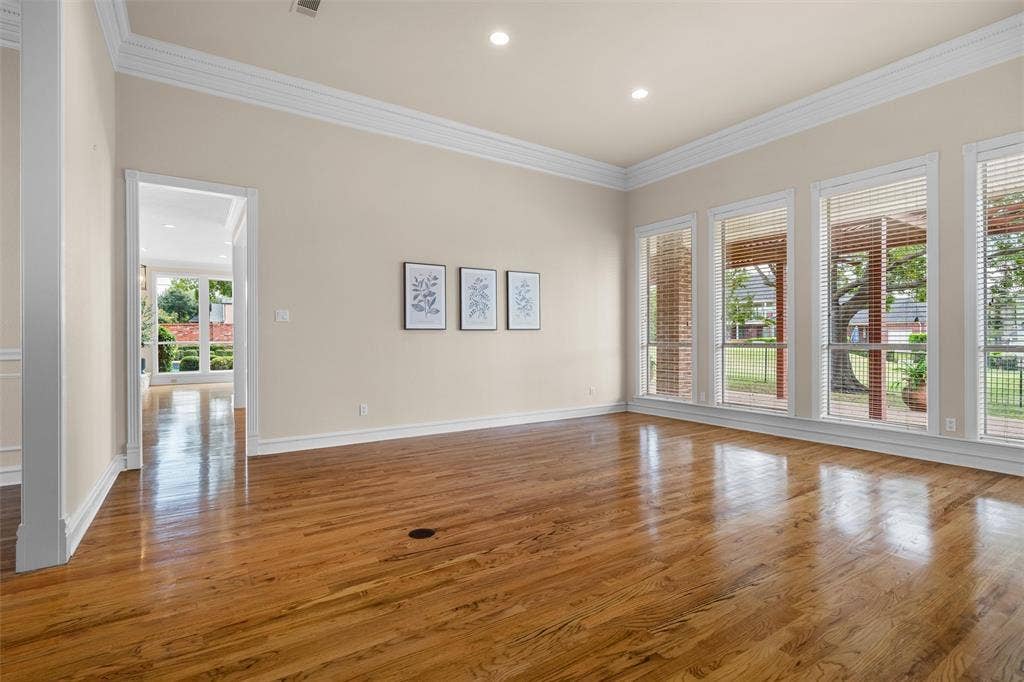 901 Walnut Falls Circle, Mansfield, TX 76063