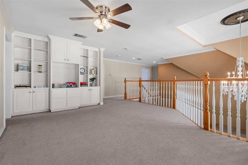 901 Walnut Falls Circle, Mansfield, TX 76063
