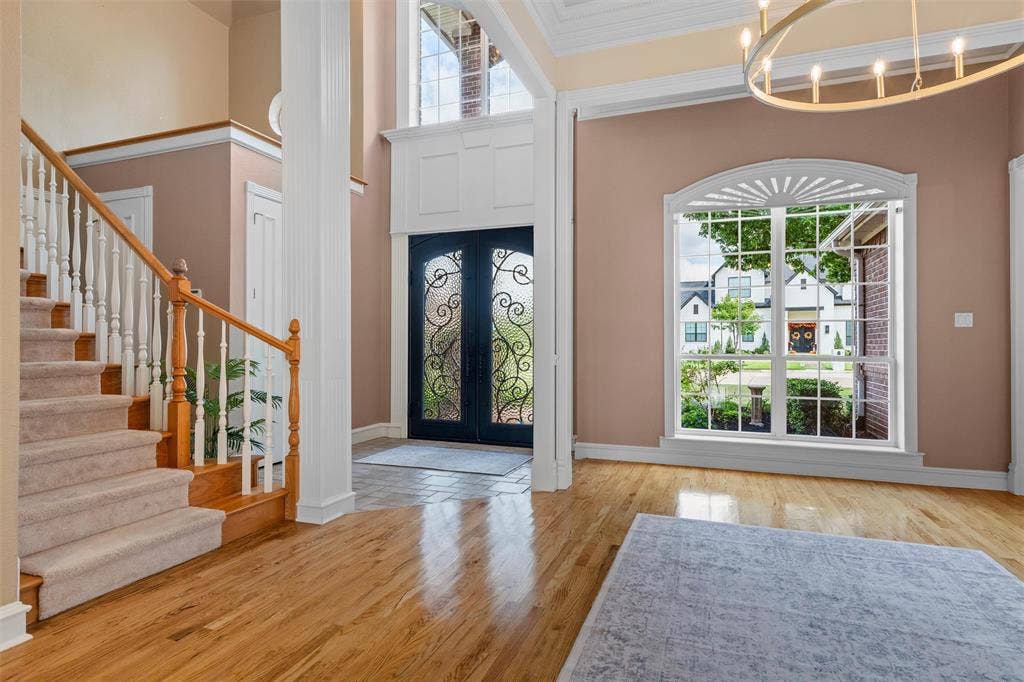 901 Walnut Falls Circle, Mansfield, TX 76063
