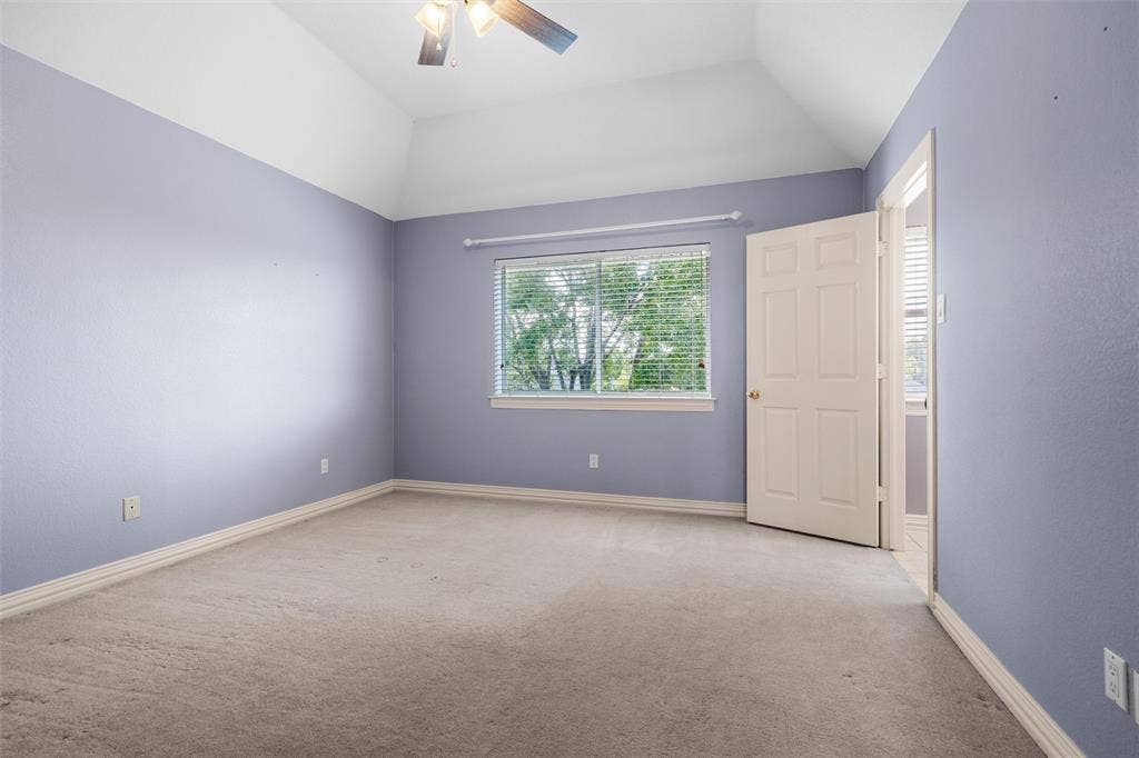 901 Walnut Falls Circle, Mansfield, TX 76063