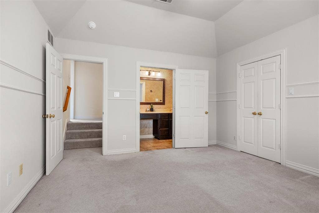 901 Walnut Falls Circle, Mansfield, TX 76063