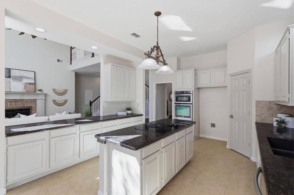 3618 Waynoka Drive, Carrollton, TX 75007 3618 Waynoka Drive, Carrollton, TX 75007
