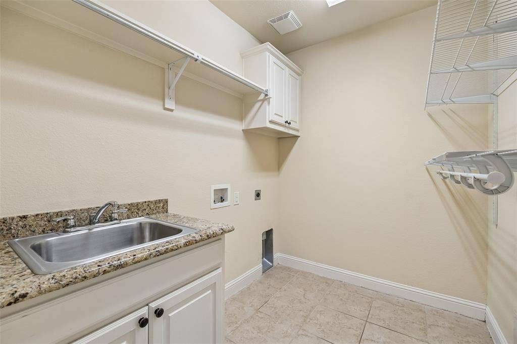 15994 Trail Glen Drive, Frisco, TX 75035 15994 Trail Glen Drive, Frisco, TX 75035