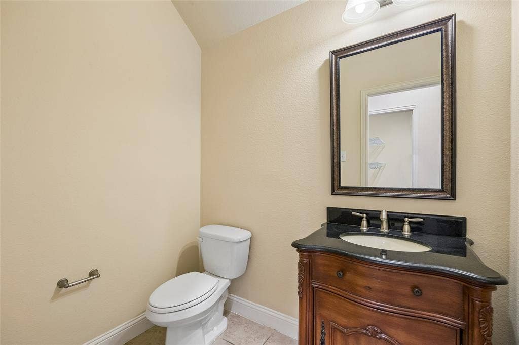 15994 Trail Glen Drive, Frisco, TX 75035 15994 Trail Glen Drive, Frisco, TX 75035