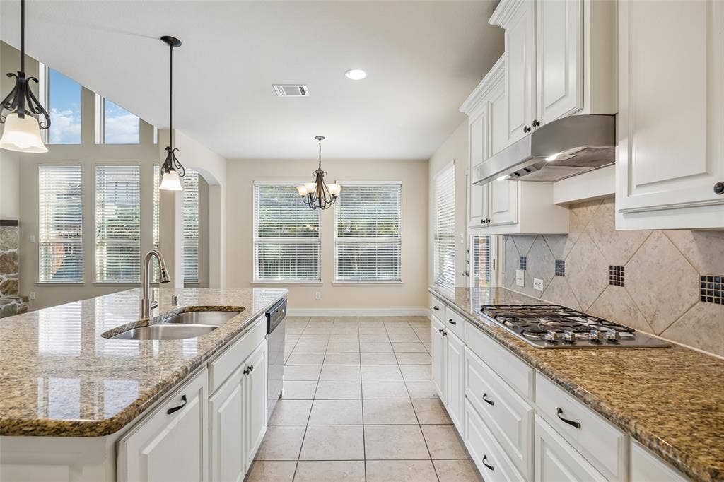 15994 Trail Glen Drive, Frisco, TX 75035 15994 Trail Glen Drive, Frisco, TX 75035