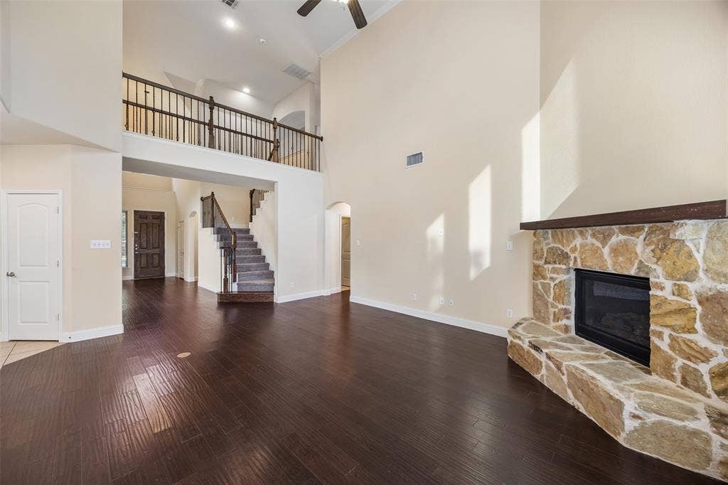 15994 Trail Glen Drive, Frisco, TX 75035 15994 Trail Glen Drive, Frisco, TX 75035