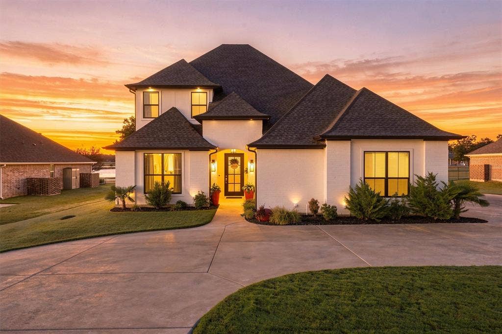5613 Wedgefield Road, Granbury, TX 76049 5613 Wedgefield Road, Granbury, TX 76049