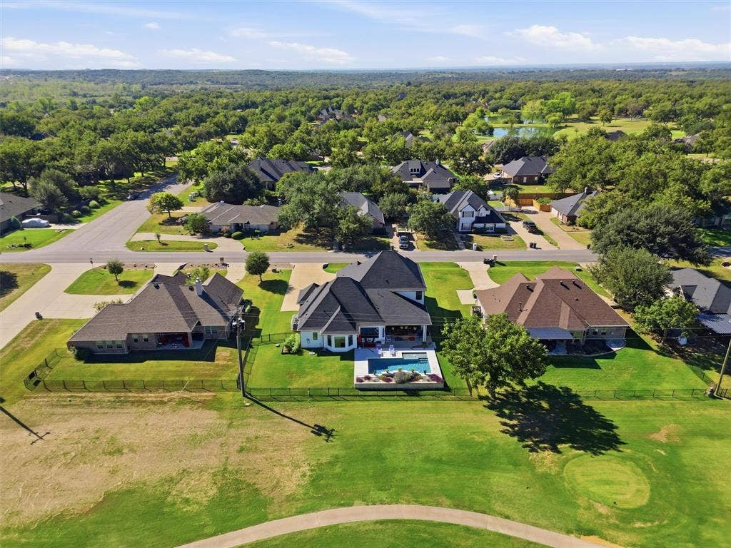 5613 Wedgefield Road, Granbury, TX 76049 5613 Wedgefield Road, Granbury, TX 76049